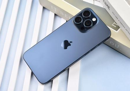 林甸苹果维修点分享iPhone 15 Pro Max屏幕更换全新实操风险 